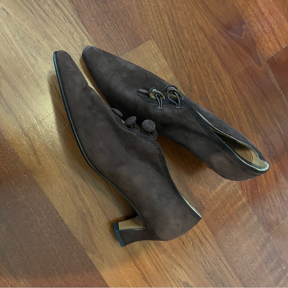 Petra brown suede bodies - size 7N NWOT